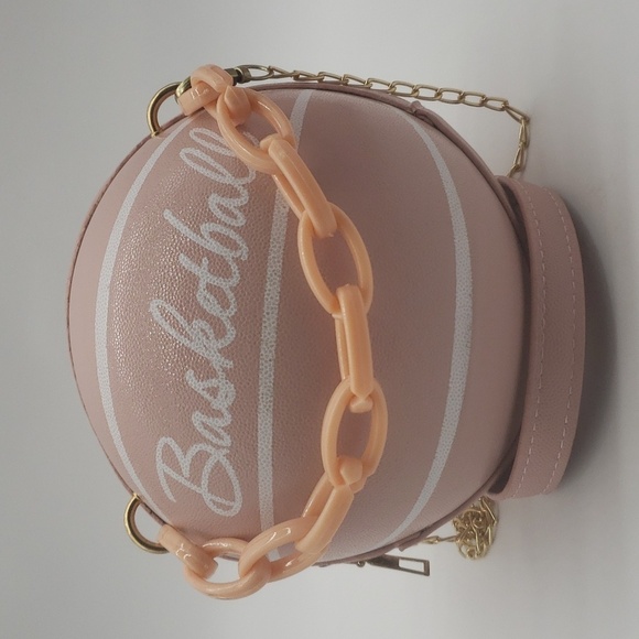 1373- Vegan Basketball Crossbody Bag NWT - Picture 1 of 10